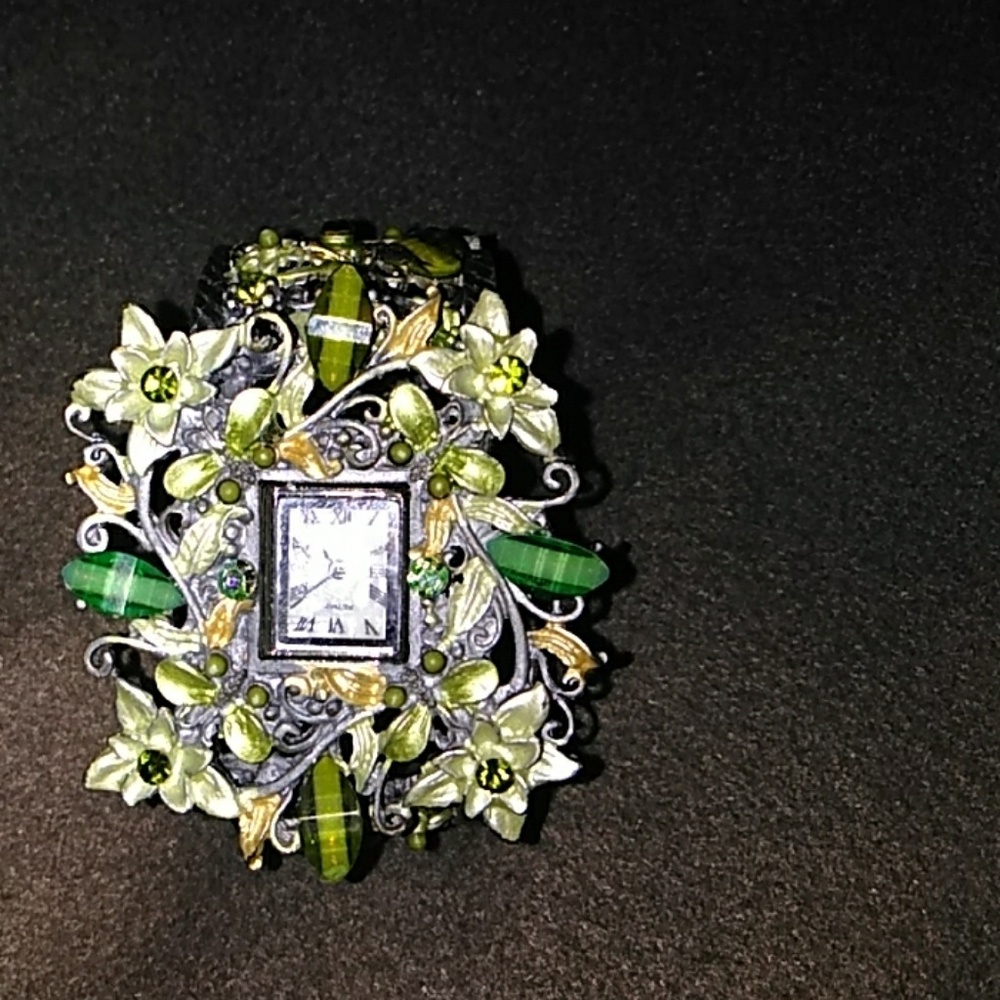 Watch - Picture 4 of 6